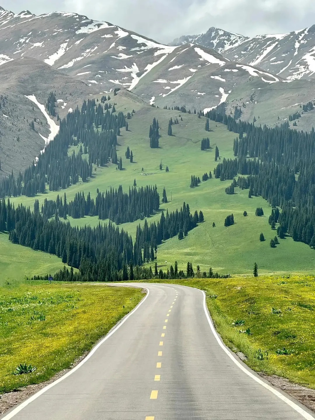 13D Wonders of Northern Xinjiang — Kayi Beijiang Adventure